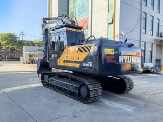 Image for EXCAVATORS 2025 Hyundai HX220S for Sale in China