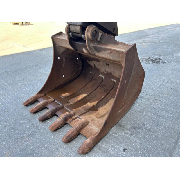 2018 كاتربيلر 325FLCR-41994866