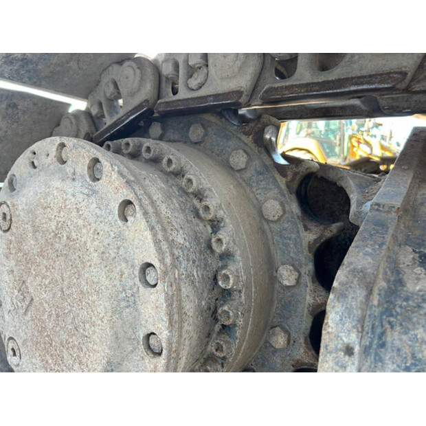 2018 كاتربيلر 325FLCR-41994890