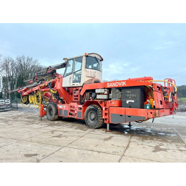 2011 ساندفيك DT1130i-41995169