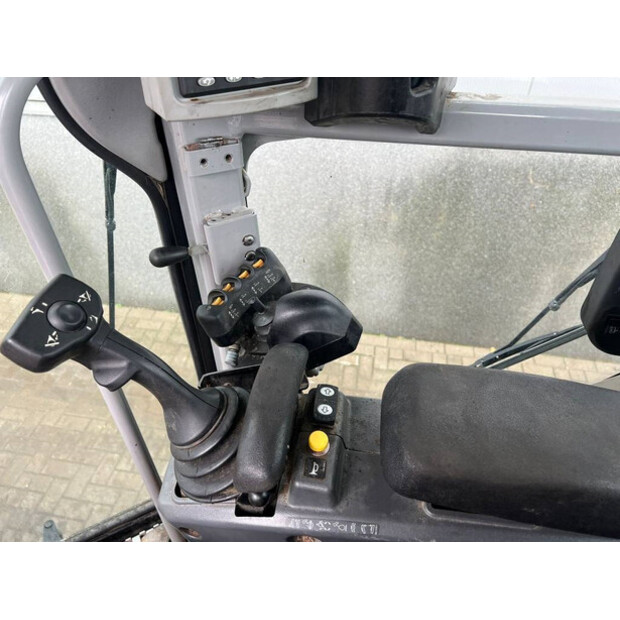 2011 Caterpillar 140M-41995230