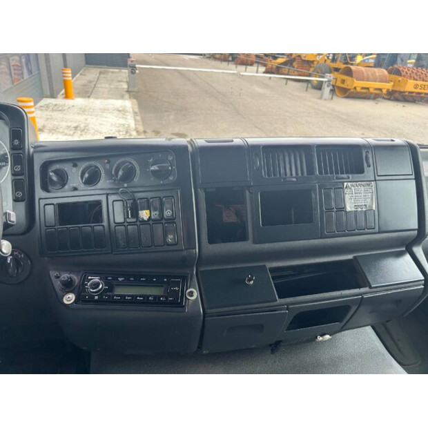 2004 MAN TGA 33.460-42008666