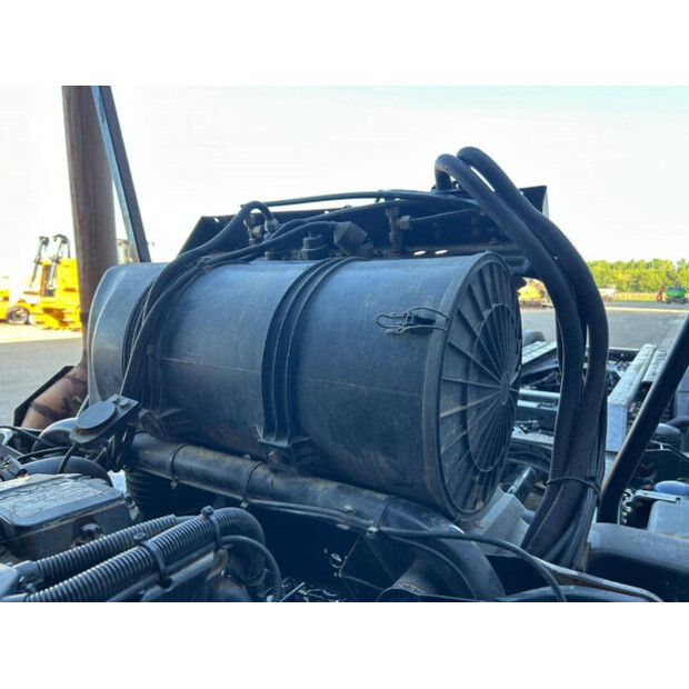 2004 MAN TGA 33.460-42008685