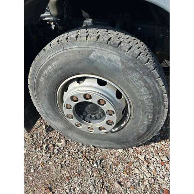 2004 MAN TGA 33.460-42008687