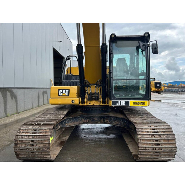 2018 Caterpillar 320-42008699