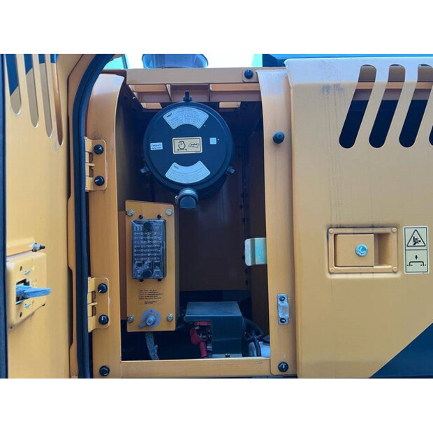 2025 Hyundai R210-42008787