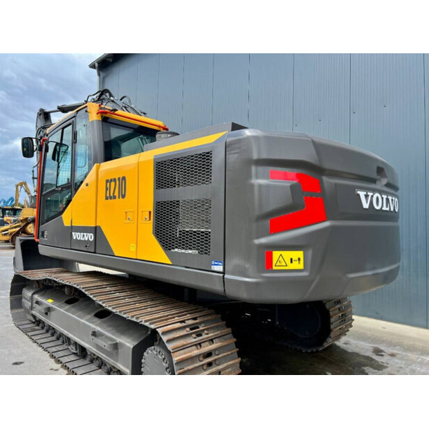 2025 Volvo EC210-42008913