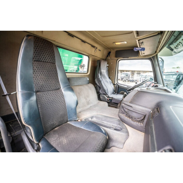 2011 Volvo FMX 420-42022279