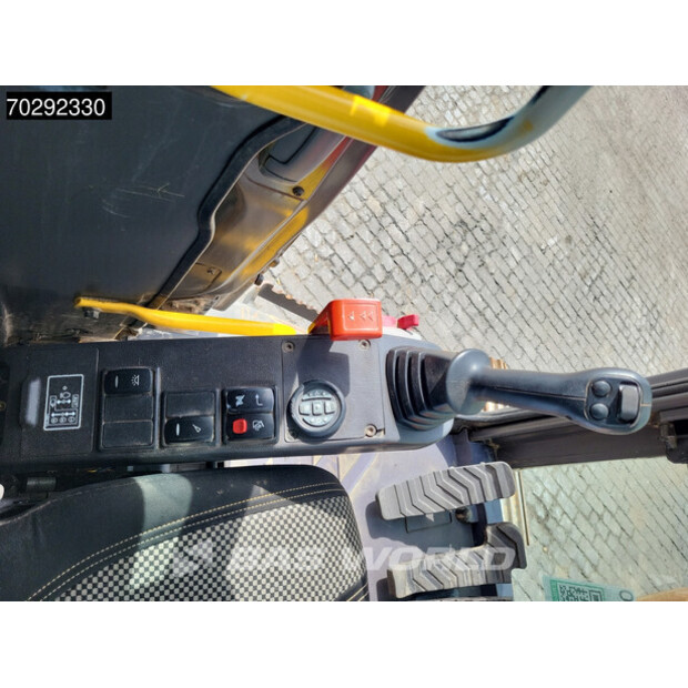 2012 Volvo ECR235D-42022697