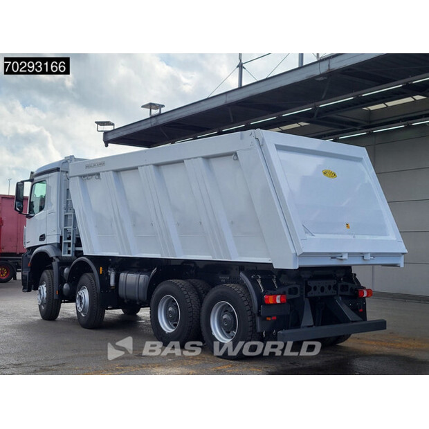 2023 مرسيدس بنز Arocs 4245-42022707