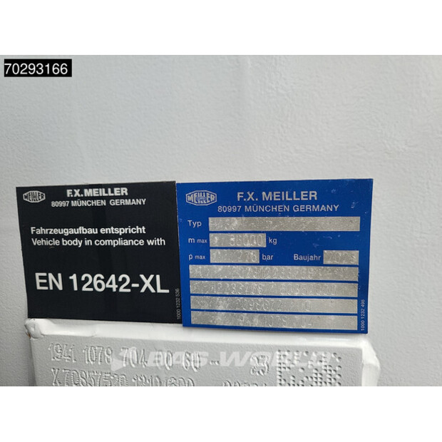 2023 مرسيدس بنز Arocs 4245-42022717
