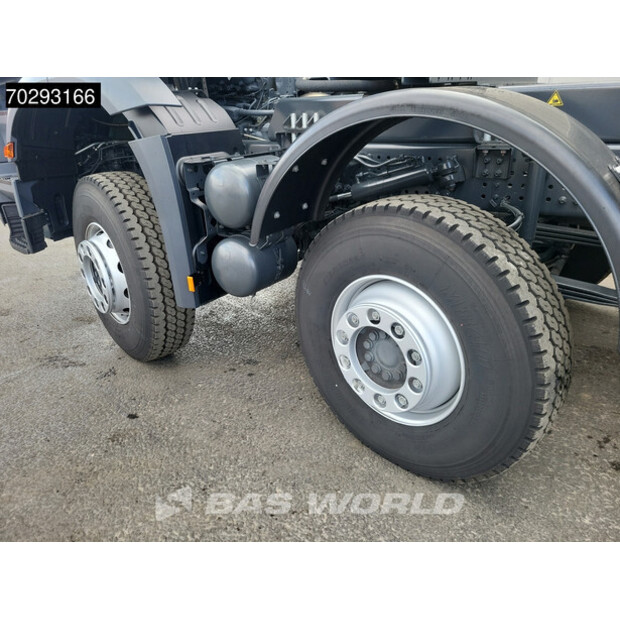 2023 مرسيدس بنز Arocs 4245-42022720