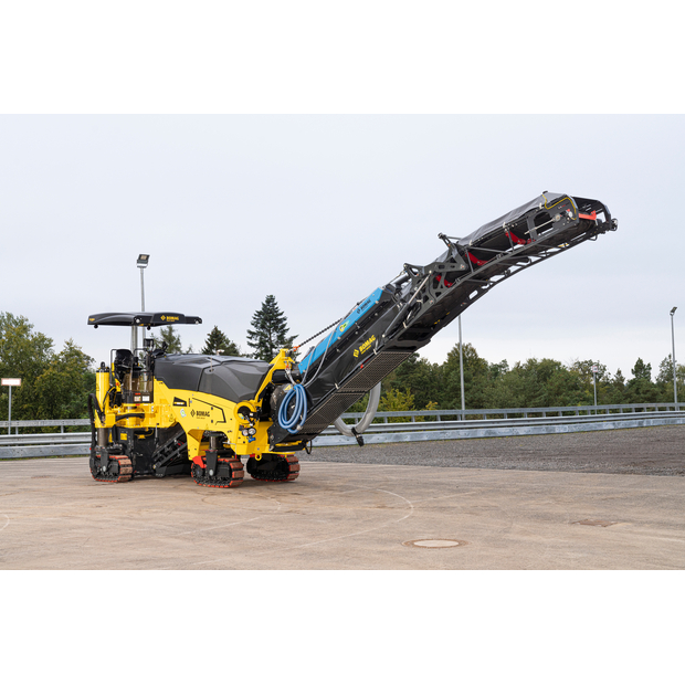 BOMAG BM 1200/35-2-42023260