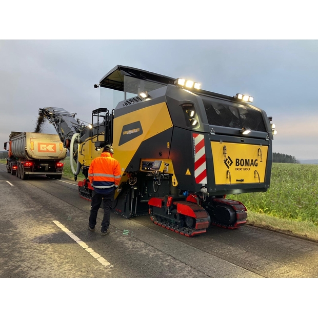 BOMAG BM 2000/65-42023289