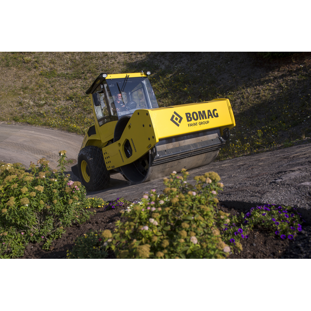 BOMAG BW 213 DH-5-42023960