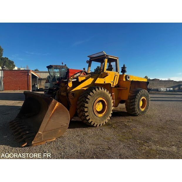 Hanomag B16-42038273