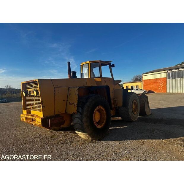 Hanomag B16-42038277