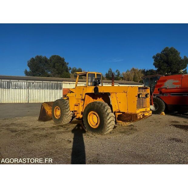 Hanomag B16-42038278