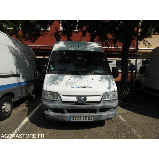 2002 بيجو BOXER-42038356
