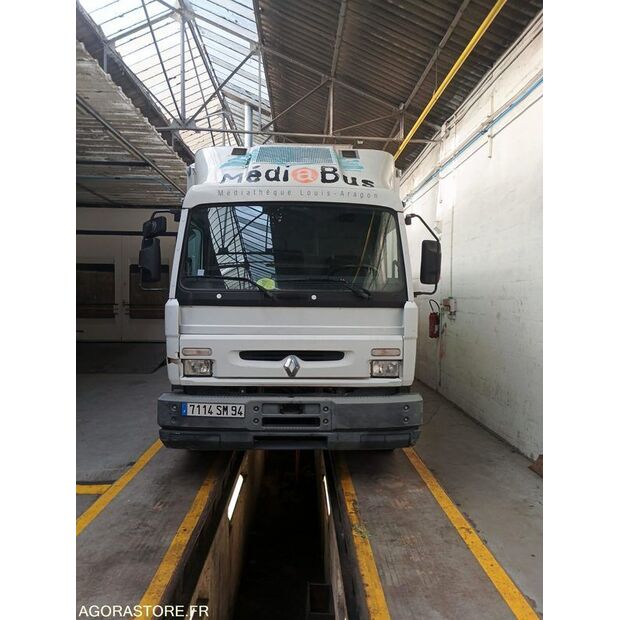 1999 Renault M150-42038528