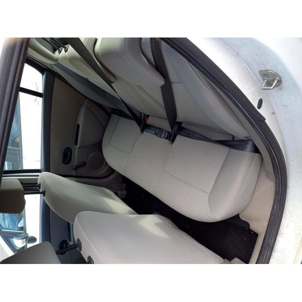 2007 Renault Clio-42038647