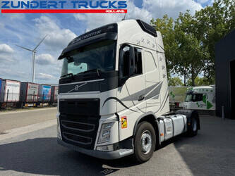 Image for Semi Trucks 2017 Volvo FH 460