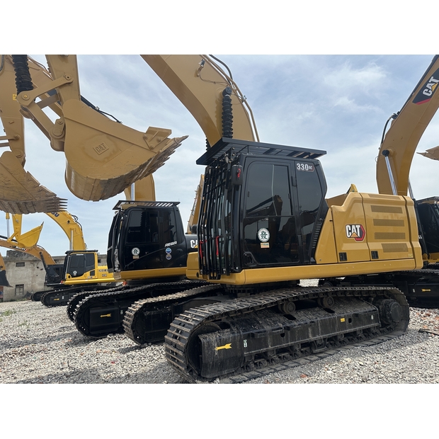 2023 Caterpillar 330GC-42039460