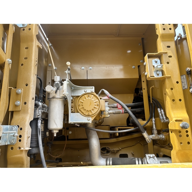 2023 Caterpillar 330GC-42039463