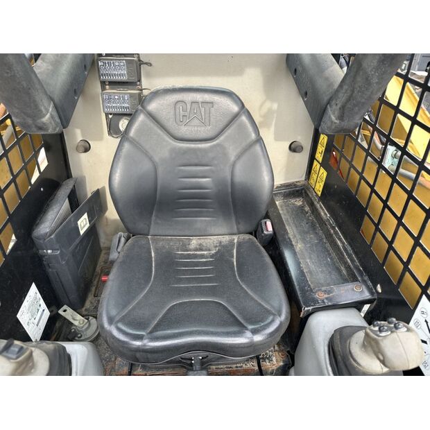 2013 Caterpillar 259B3-42039536