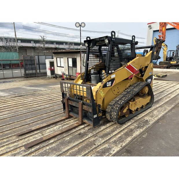 2013 Caterpillar 259B3-42039545