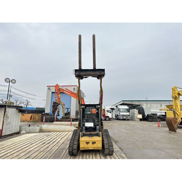 2013 Caterpillar 259B3-42039568