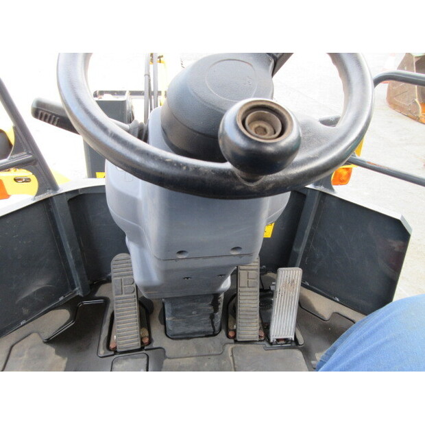 2021 Komatsu WA30-6E0-42039644