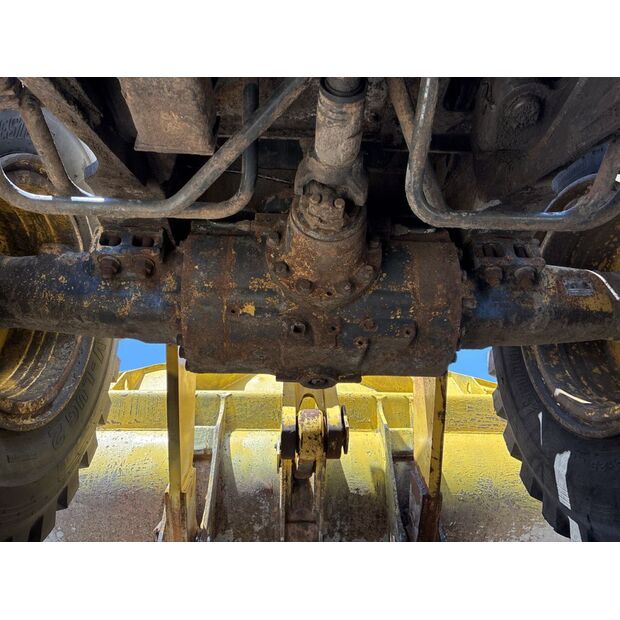 2005 Komatsu WA380-5-42039681