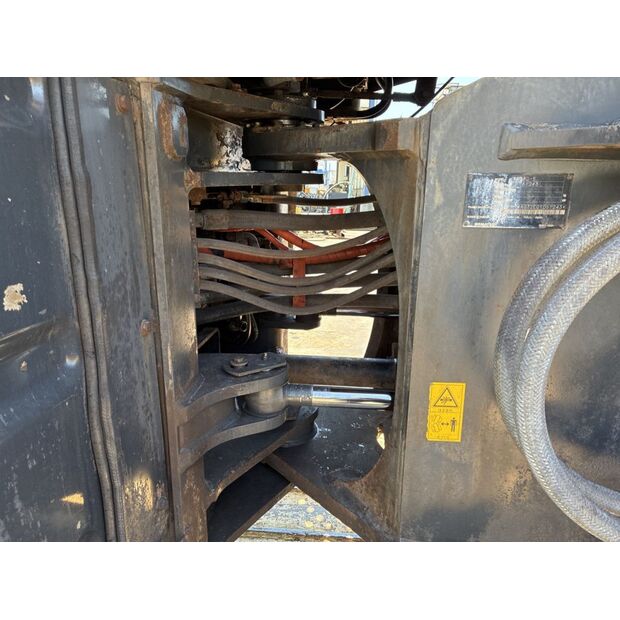 2005 Komatsu WA380-5-42039693