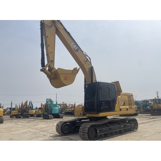 2023 كاتربيلر 323GC-42040009