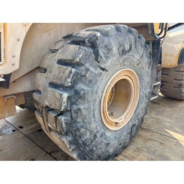 2019 كاتربيلر 972M-42040025