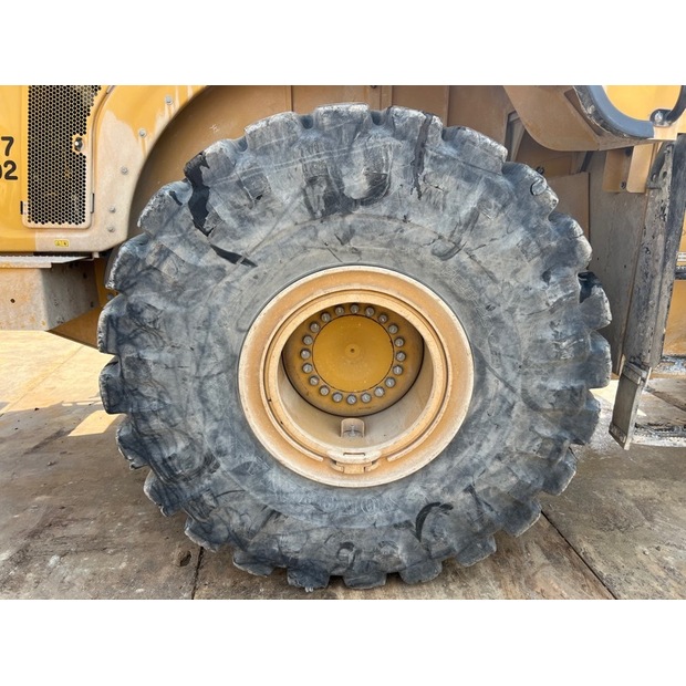 2019 كاتربيلر 972M-42040026