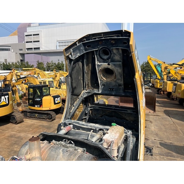 2019 كاتربيلر 972M-42040055