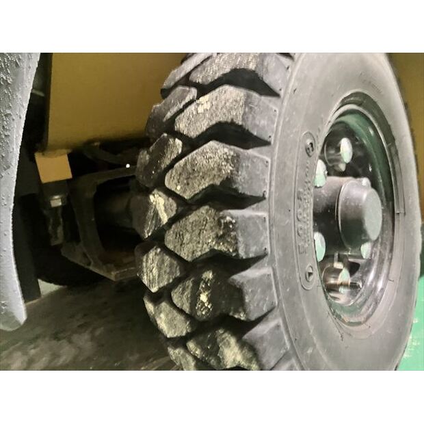 2017 كوماتسو FG10C-21-42040071