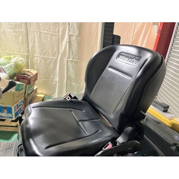 2017 كوماتسو FG10C-21-42040076