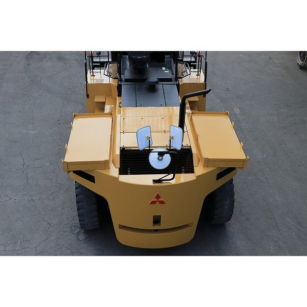 2004 MITSUBISHI FD220-42040099