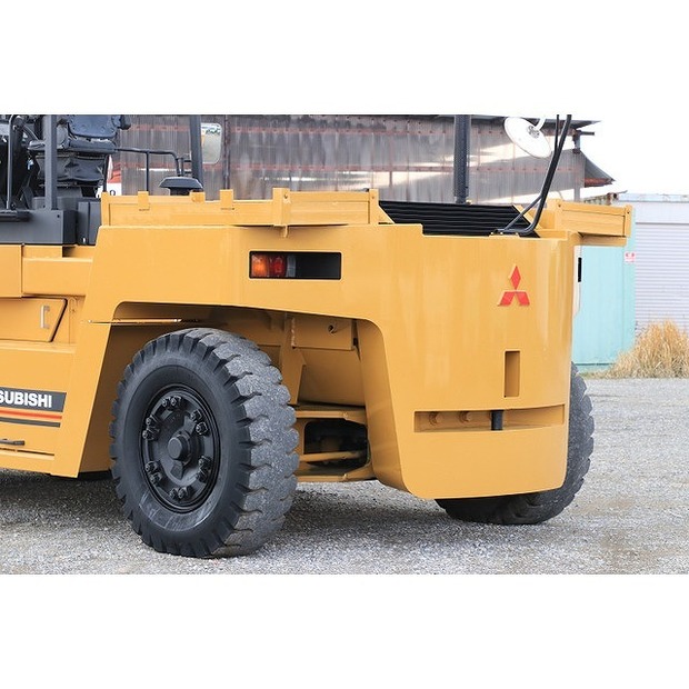2004 MITSUBISHI FD220-42040104