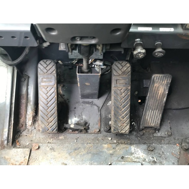 2011 TCM FD115-4-42040126