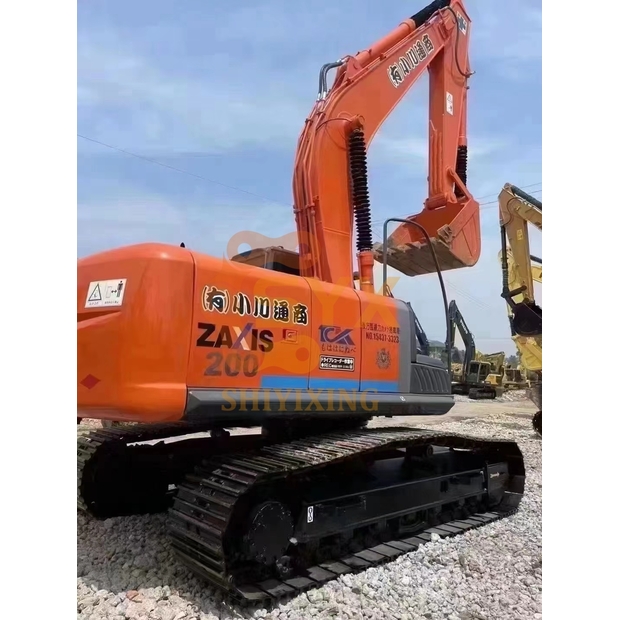 2024 Hitachi ZX200-3-42040278