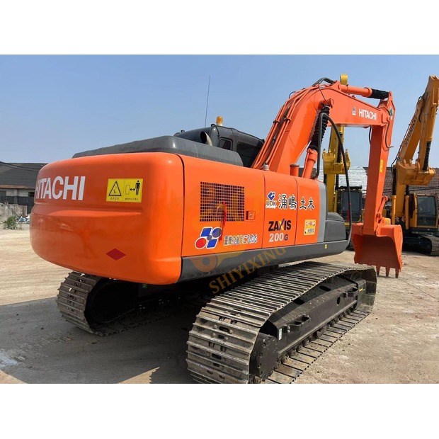 2024 Hitachi ZX200-3G-42040287