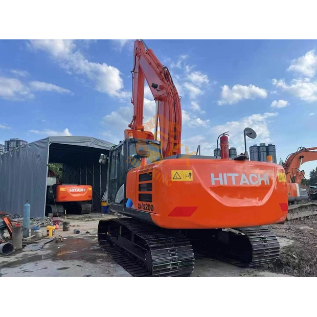 2024 Hitachi ZX200-5G-42040302