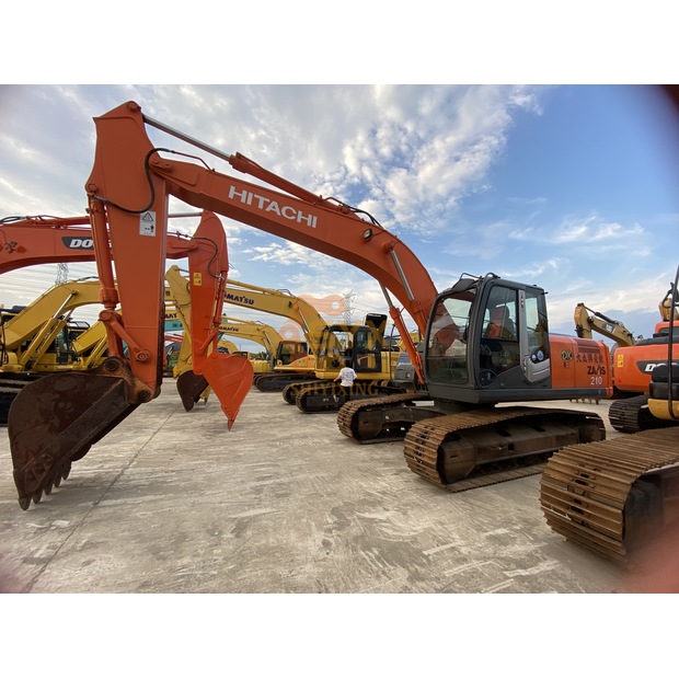 2024 Hitachi ZX210-42040360
