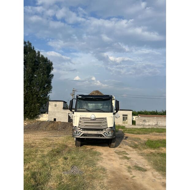 2023 HOWO 371-42040394