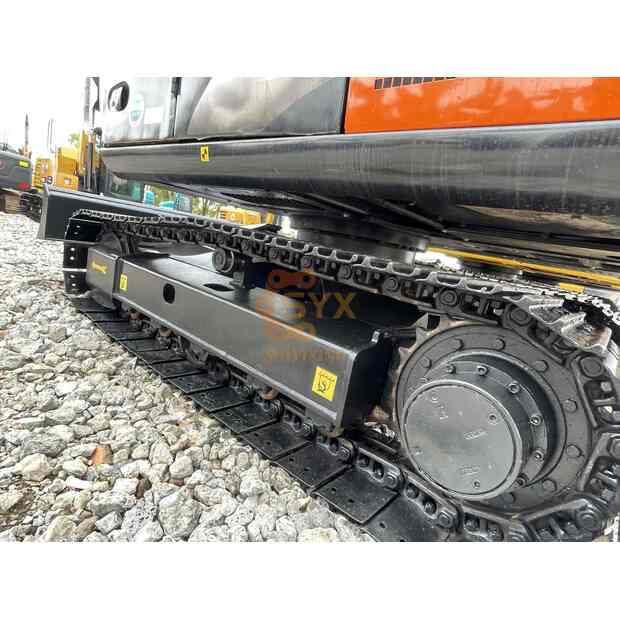2024 Hitachi ZX70-42040447