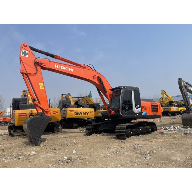 2023 Hitachi ZX240-42040518